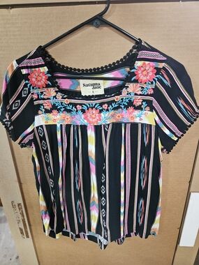 Savanna Jane Black Multicolor Embroidered Floral Peasant Top